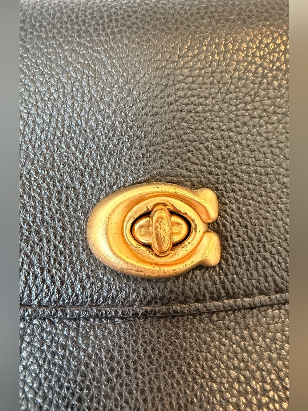 Coach CASSIE 19 Black Pebbled Leather Crossbody with Gold Chain and Turnlock - Picture 3 of 3